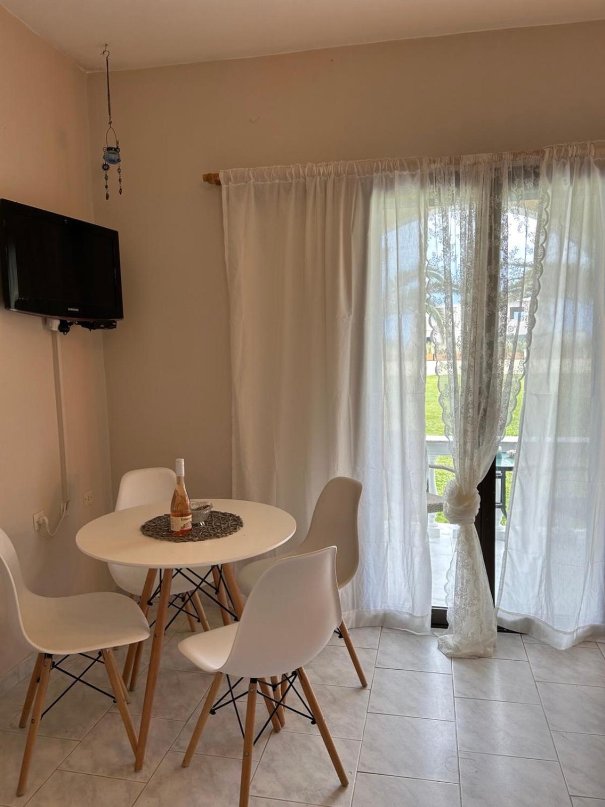 Ariadni Sidari Beach House エクステリア 写真